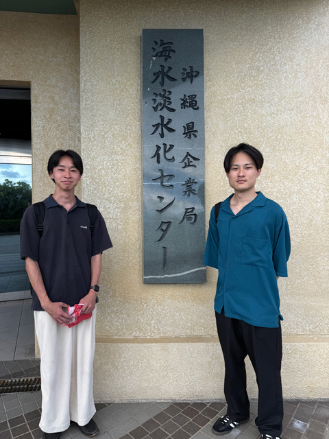 沖縄県における情報収集に帯同してくれた学生